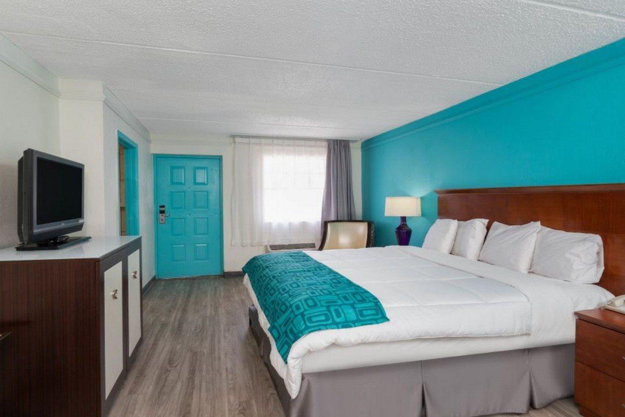 Howard Johnson By Wyndham Atlanta College Park Exterior foto